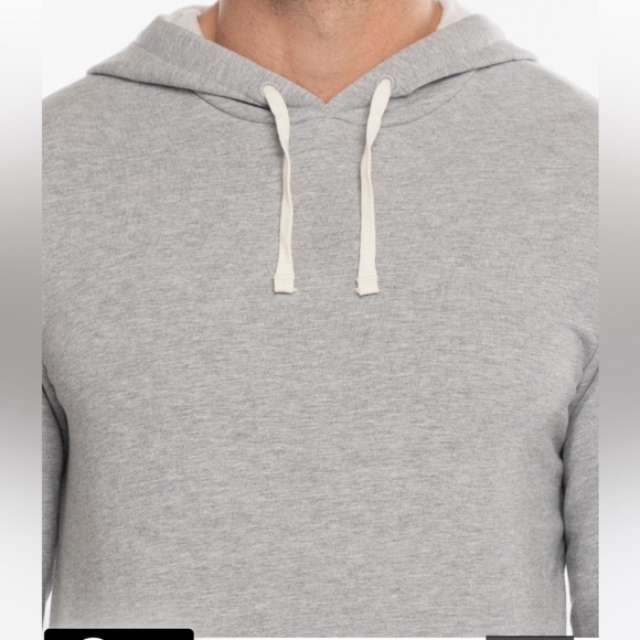 NWT TravisMathew CLOUD HOODIE - Picture 4 of 5
